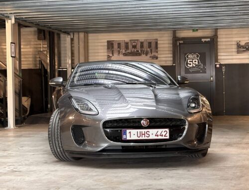Jaguar F-Type P300 AWD