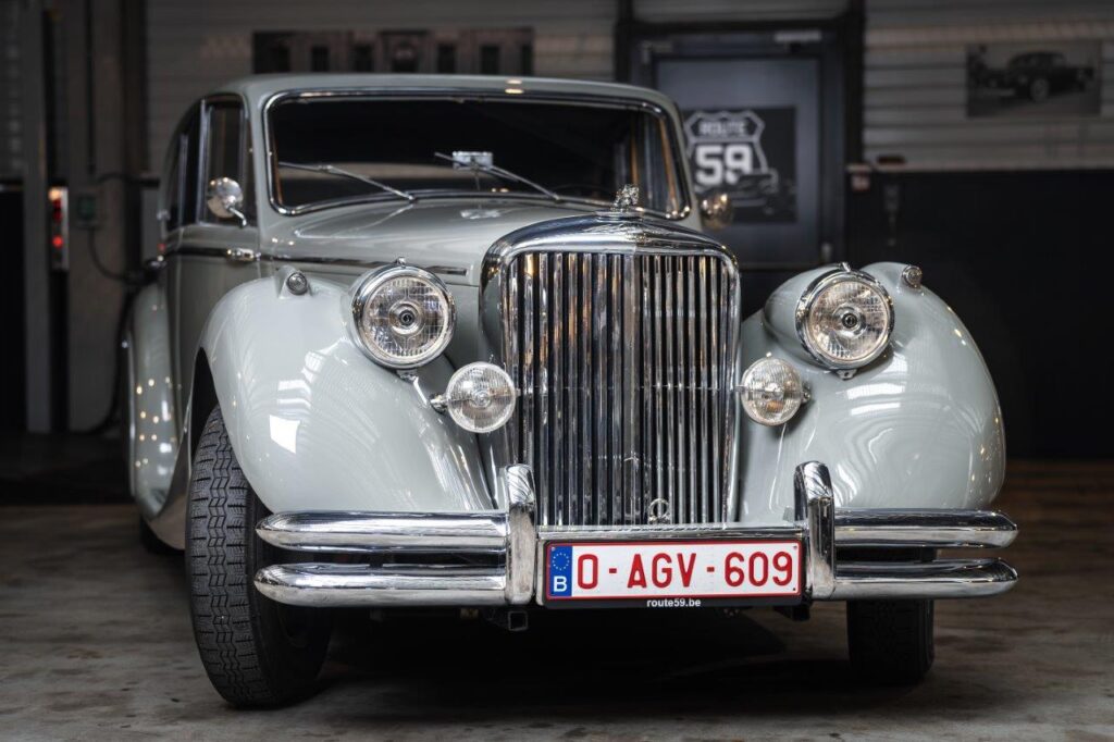 NEO 1/43 Jaguar MK V 1948 - Rouge - Résine - Neuve En Boîte - Collection